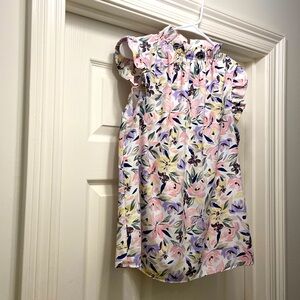 2 Hearts size small light pink floral blouse.